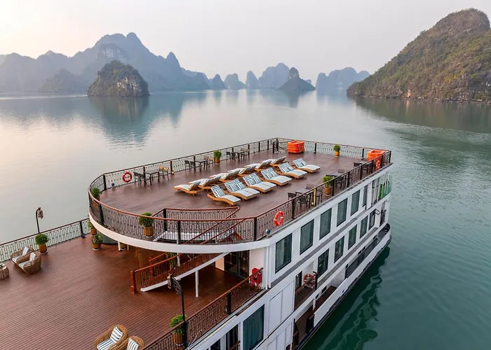 Indochine Grand Lan Ha Bay Ha Long