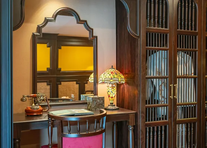 Indochine Grand Lan Ha Bay  5*